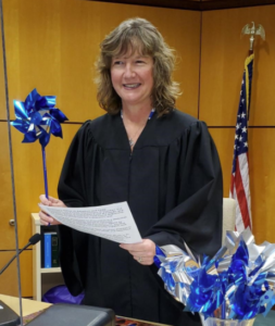Photo of Judge McKibben Conducting Early Childhood Court